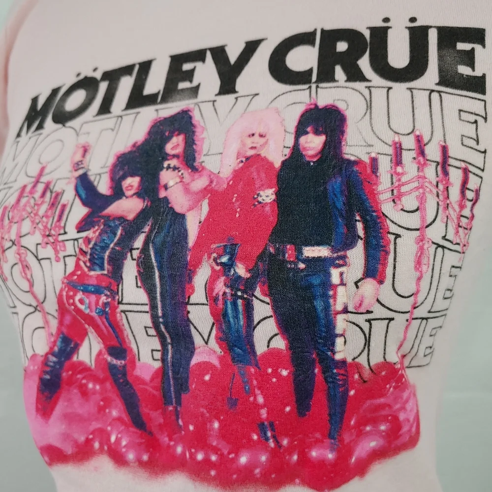 Mötley Crüe Women's Short Sleeve Pink Tee - Picture 13 of 14